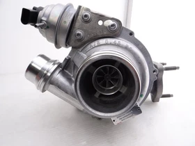 GARRETT Turbolader für Volvo V40 Schrägheck V60 BW D3 D2 526
