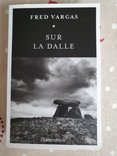 Sur la dalle - Les enquêtes d’Adamsberg - Fred Vargas - Flammarion - NEUF