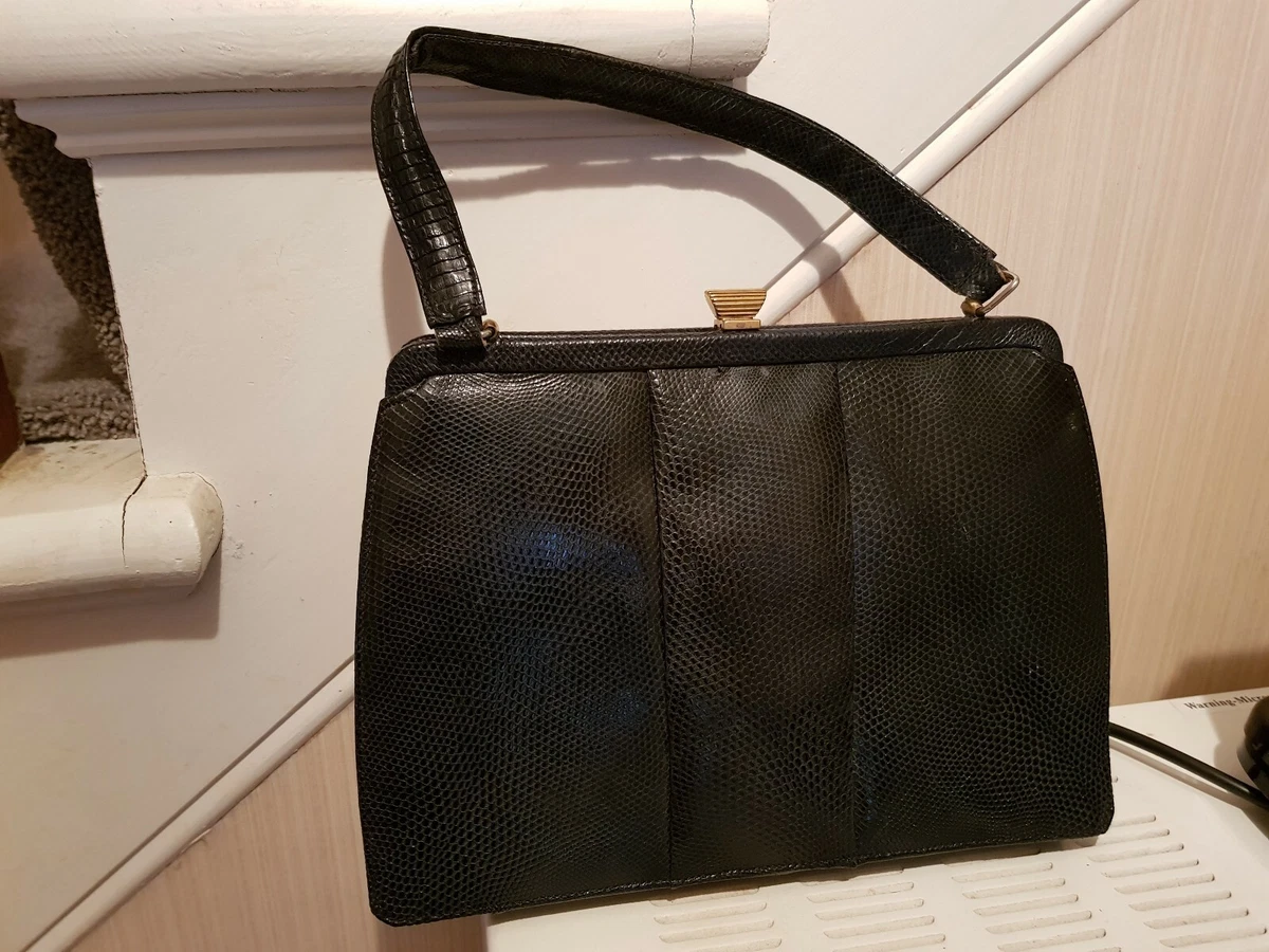 Old fashioned clasp handbags sale