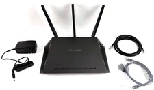 Netgear Nighthawk AC1900 Smart Wifi Router R7000-100NAS Excellent Condition!