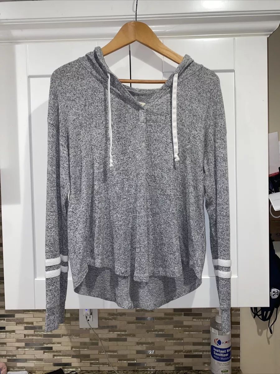 Hollister women s medium V neck pull over hoodie