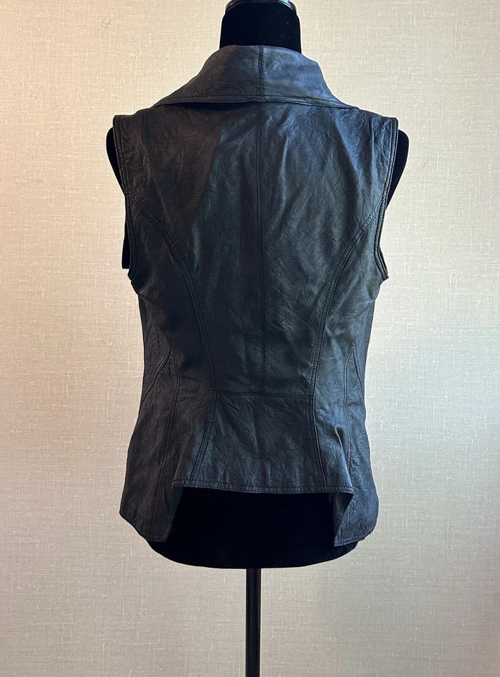 Chaleco de cuero negro Bebe para mujer talla pequeña cierre de gancho para ojos muy suave - SIN ETIQUETA Foto 3 de 4