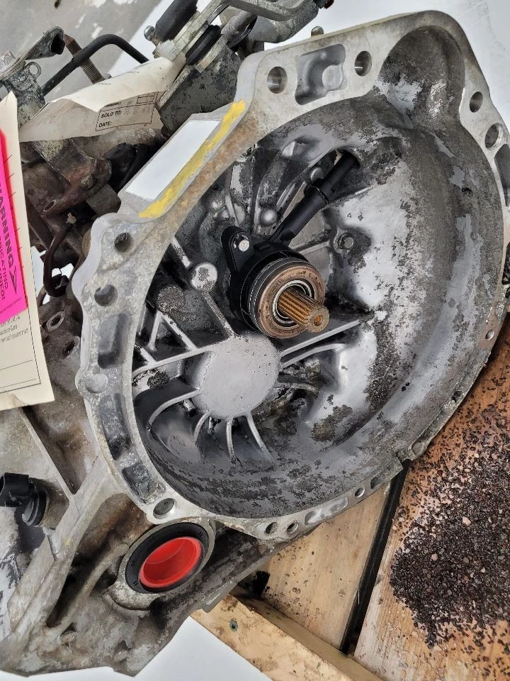 2011 - 2019 MITSUBISHI OUTLANDER SPORT 5 Spd Manual Transmission  Foto 4 de 4