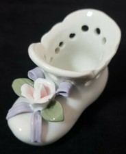 Vintage ceramic white bootie shoe with pink flower  purple ribbon 3x2x2 in Baby