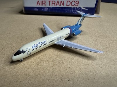 AirTran Douglas DC-9-30 1:400 SMAC N848AT (SMA031201)