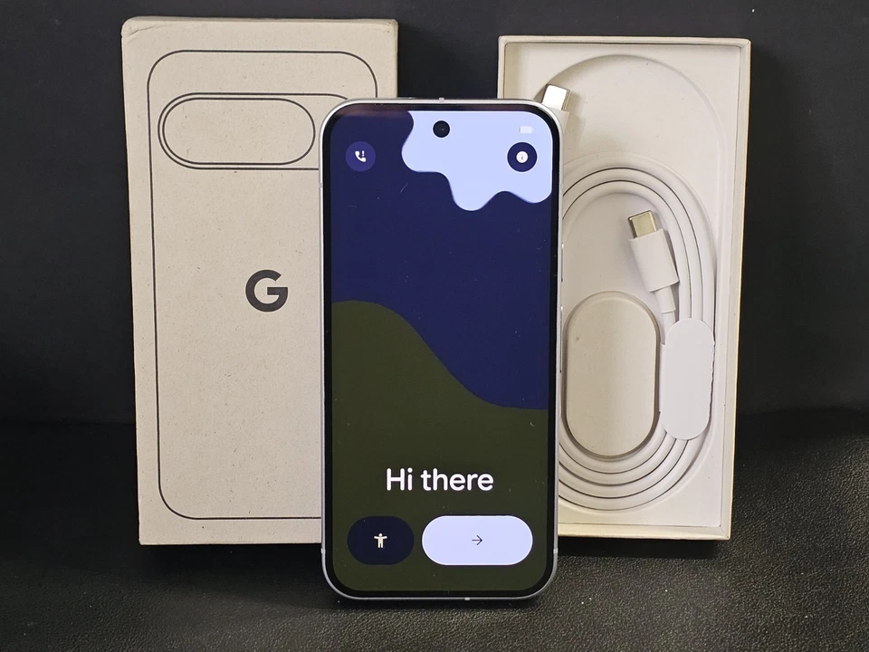 Google Pixel 10 · 256GB, photo 1 of 5