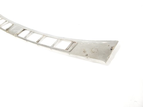 1990 Bentley Turbo R Automatic OEM Windshield Wiper Cowl Vent Panel White  - Picture 15 of 20