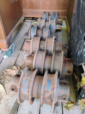 CAT Caterpillar D6 9U Dozer Roller NEW Sold as Singles