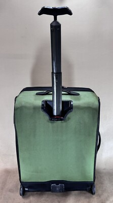 Victorinox Werks Traveler 4.0 Upright 24” Expandable Suitcase