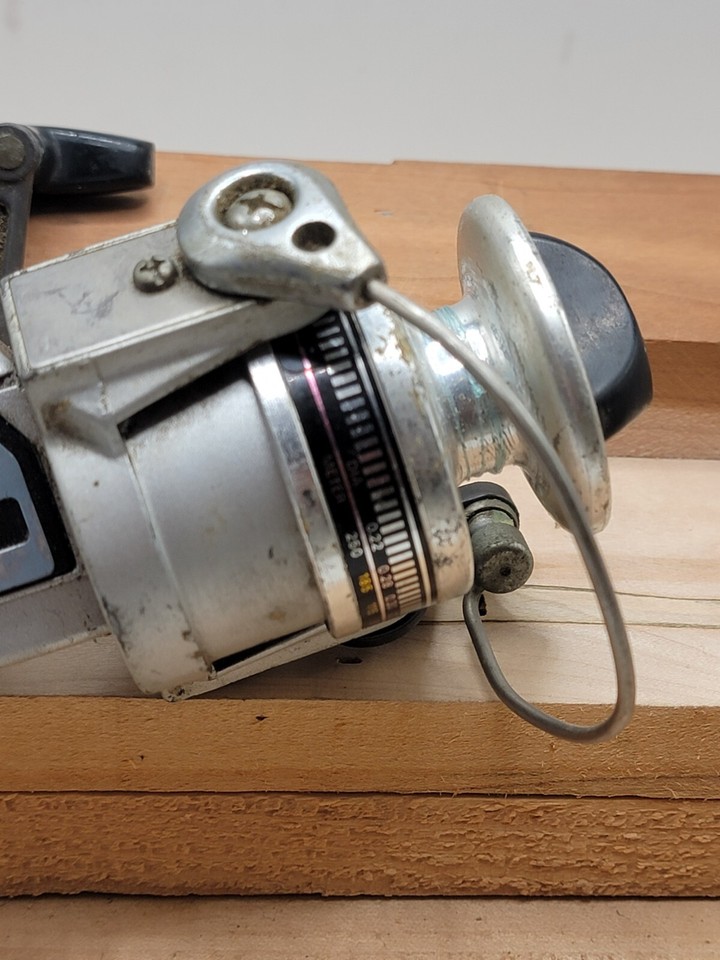 Vintage Diawa RS 1300 Silver Ball Bearing Spinning Fishing Reel Very