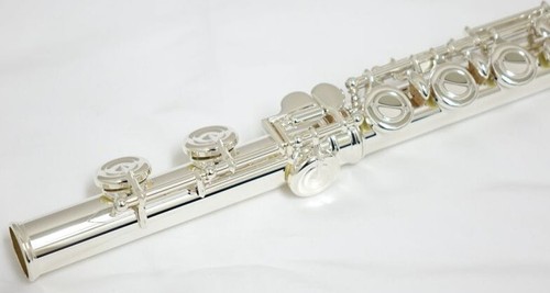 Altus Flute A10E Covered Keys Offset Silver Head / Ships from Japan - Picture 4 of 5