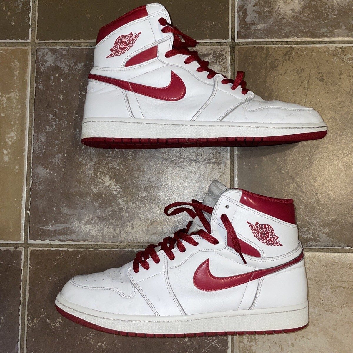 Nike Air Jordan 1 Retro High OG Metallic Red 2017 Sz 13 555088-103 