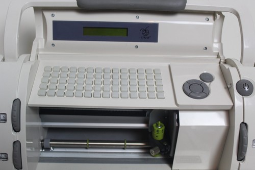 Cricut Personal Cutting Machine CRV001 with Cord - Picture 2 of 3