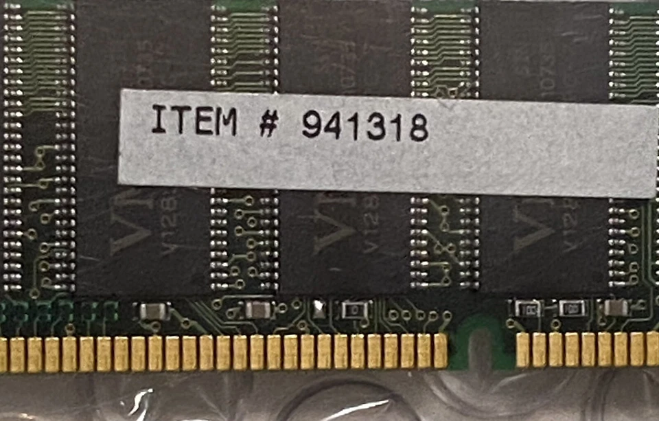 SimpleTech 128 MB PC133 168 Pin SDRAM DIMM  - Image 3 of 4