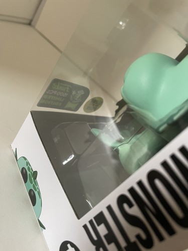 Funko Pop Myths Loch Ness Monster Glow GITD ECCC Convention Exclusive LE 1500 - Picture 10 of 11
