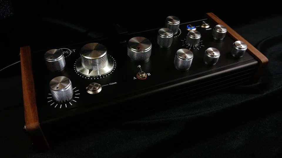 Tempest MidiGear VS-1 Boutique MIDI Controller Hand-Built By Daniel Tempest - Image 2 of 4