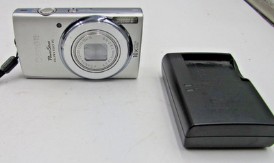 CANON POWERSHOT ELPH 150IS 20MP SILVER DIGITAL CAMERA 10x ZOOM W/Charger