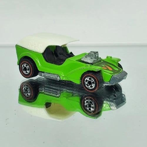 Hot Wheels Redline Flying Colors Ice T Hong Kong Green w/ Metal Base  1969
