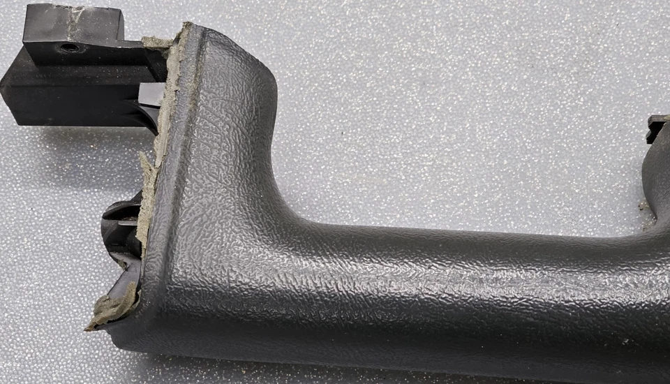 🔥99-02 Chevrolet GMC Silverado Tahoe Puerta Delantera Derecha Apoyabrazos Manija Grafito H1 Foto 4 de 4