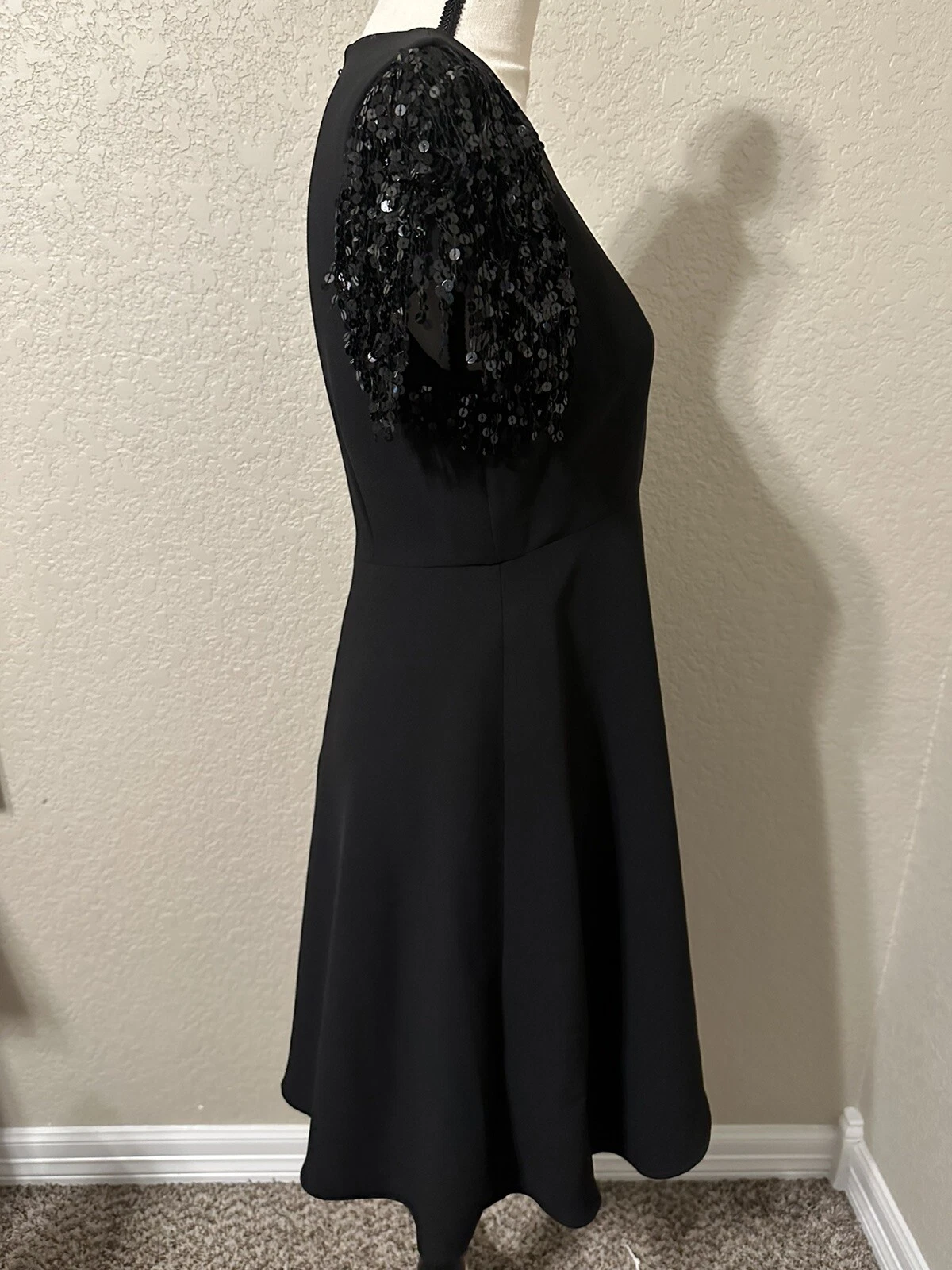 Abito Kate Spade New York nero paillettes frange swing taglia 4 prezzo al pubblico consigliato $245