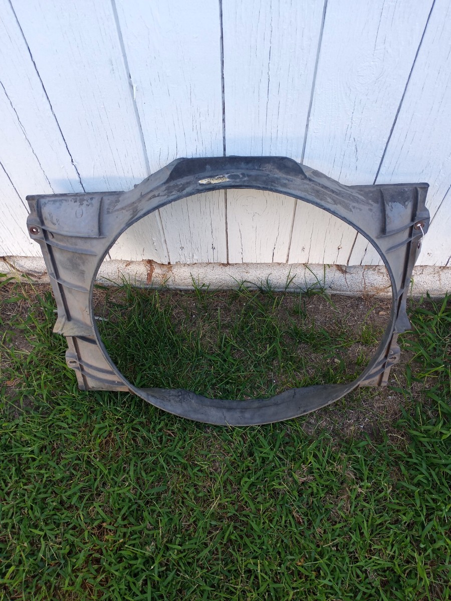 1973 - 79 Dodge Plymouth 318 360 Fan Shroud OEM 3868820 Charger