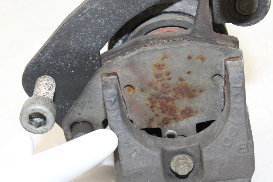 Pinza de freno delantera Kawasaki Klr650 2001 OEM Foto 4 de 4