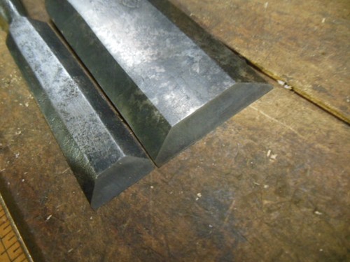 Vintage James SWAN 1 1/2" and 3/4" bevel edge socket chisel old carving tool - Picture 11 of 12