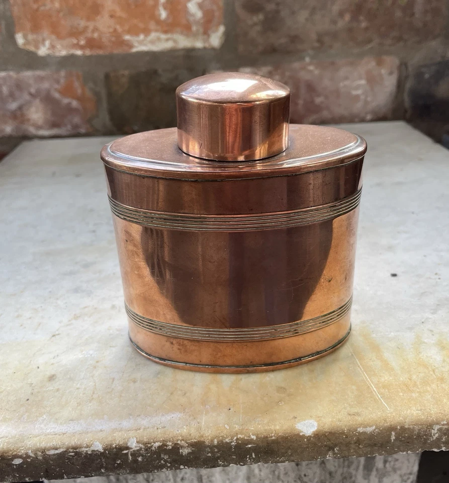 antique copper tea caddy or canister from the Arts & Crafts or Art Nouveau era - Image 1 of 4