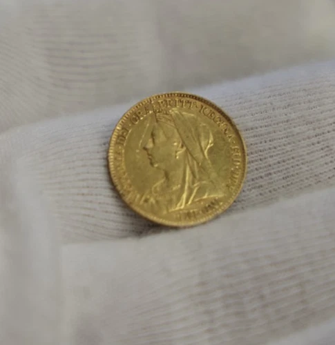 1895 Victoria Gold Half Sovereign — photo from the most recent tracked eBay sale