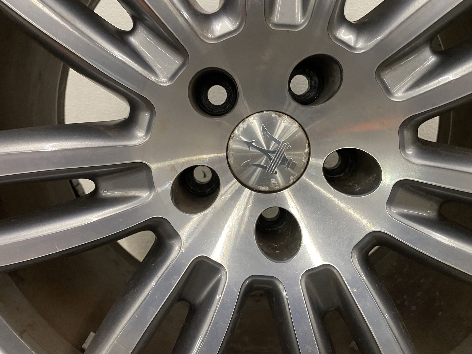 2018 MASERATI GHIBLI REAR 7 SPOKE POLISHED ALUMINUM RIM WHEEL 20X10, 5 LUG