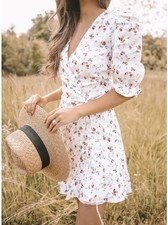Reformation Carmelo Gabrielle linen floral wrap mini dress Size L Cottage EUC