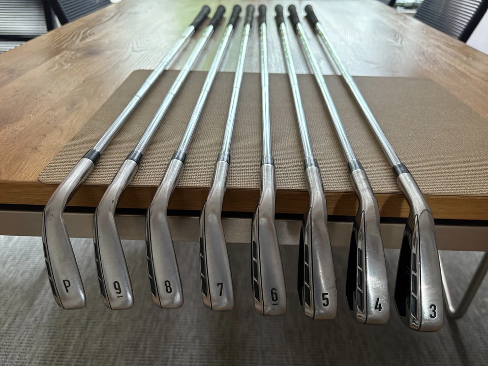 Callaway RAZR X Tour (Blade) Eisen-Set – Linkshand (3–PW) - Bild 2 von 4