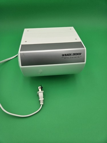 Black & Decker SPACEMAKER CO100WM Under Cabinet Can Opener White