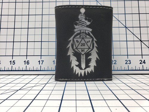 Iconos de clase Dungeons and Dragons con D20 Parte 2 - Cartera triple - Grabado láser - Imagen 2 de 10