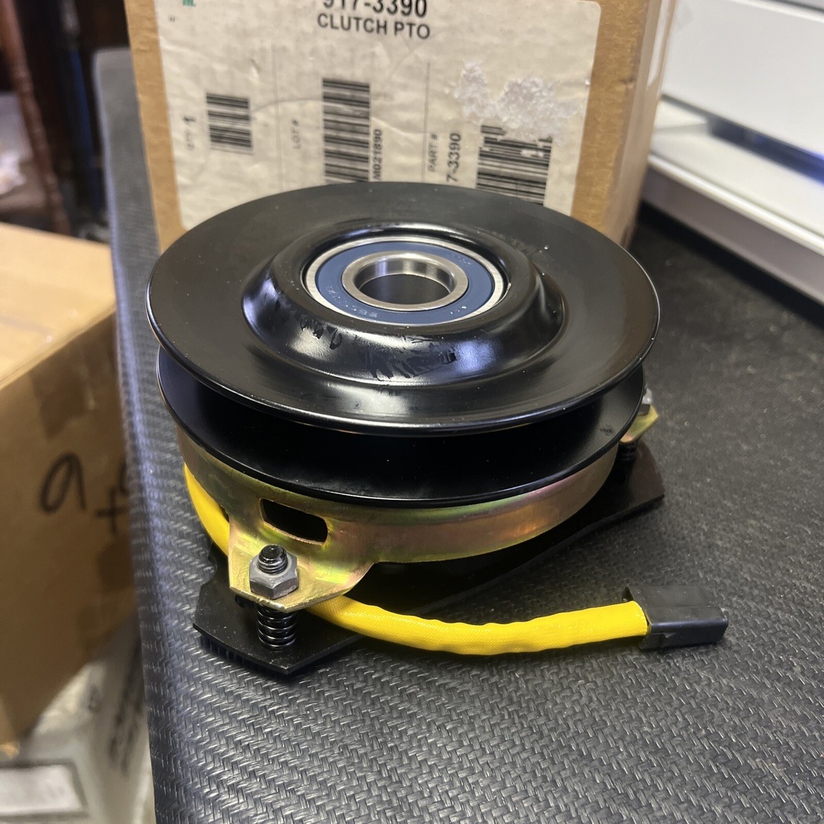 M　12367 30500 5.0L, 5.7L, 6.2L Marine Timing Cover w/ Sensor Hole. For