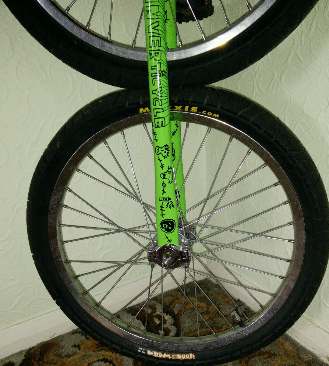 Picture 4 of 8