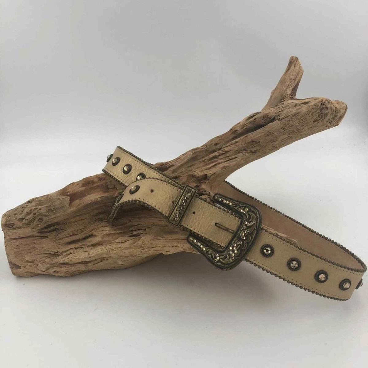 Crystal-embellished leather belt