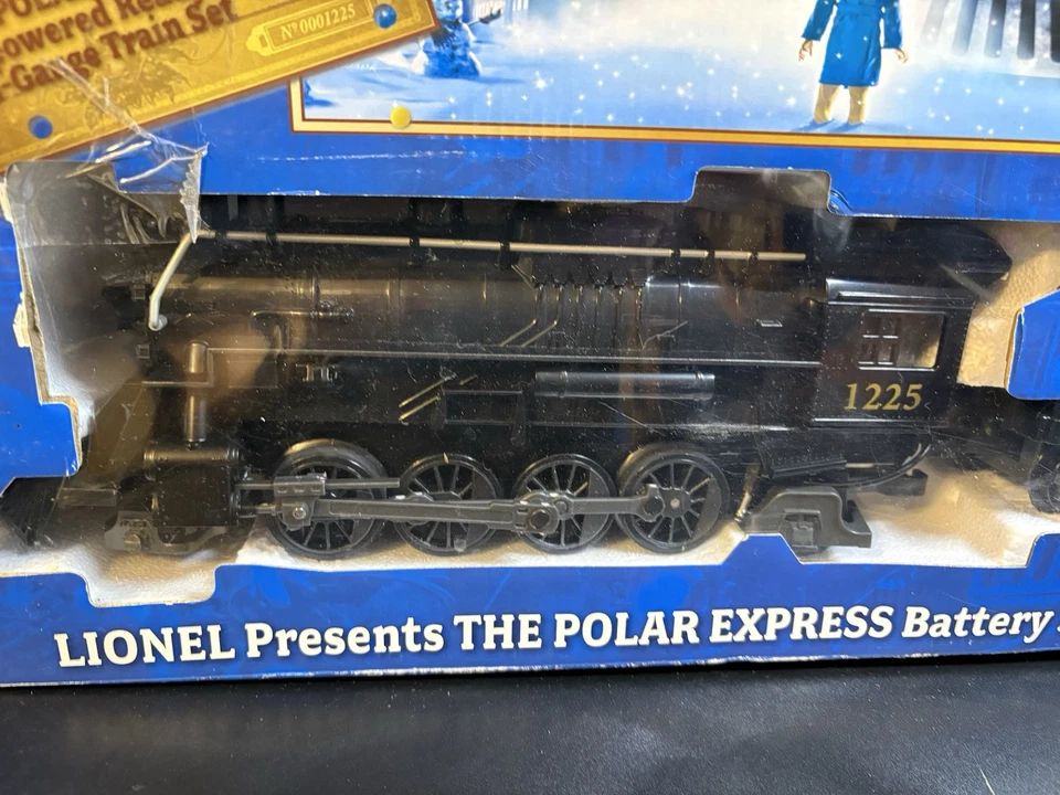 Lionel #7-11176 Polar Express G gauge Batt. Op Train Set -see descript - Image 3 of 4
