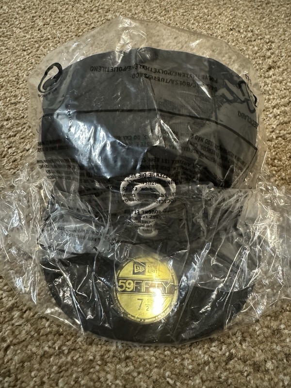 New Era 59FIFTY Monopoly Chance Fitted Cap Size 7 1/2 5950 Sealed Rare Hat DS