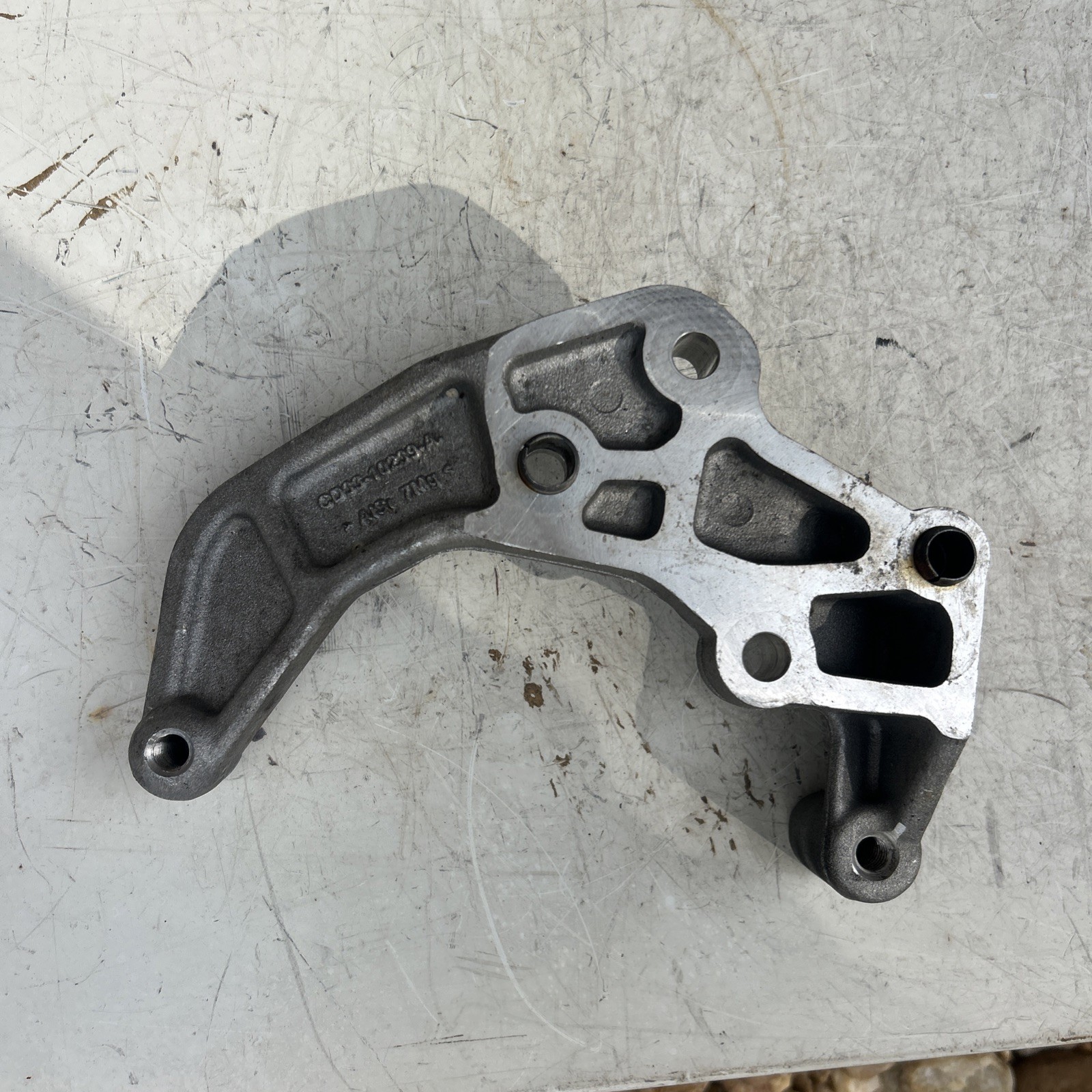 Aston Martin DB9 Rapide Engine Motor Alternator Bracket CD3310239AA OEM