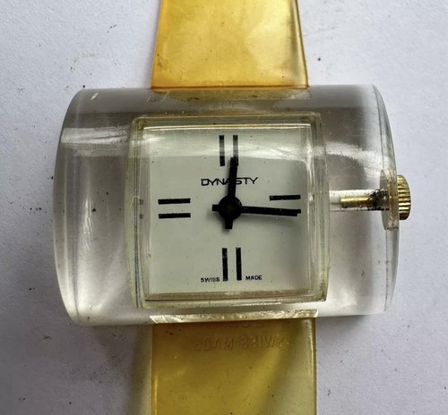 Dynasty Endura Mechanical Watch Swiss Made Base Acryl Vintage Works 36x26mm