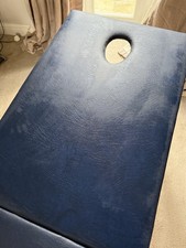 Massage Couch with Face Hole + carrying case