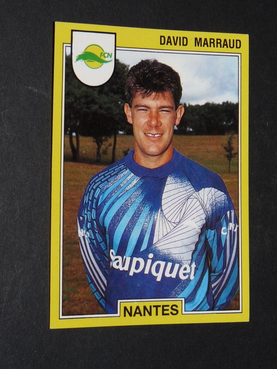FOOTBALL - LOT 13 cartes équipe PSG avec signature joueur EUR 4,00 - FR