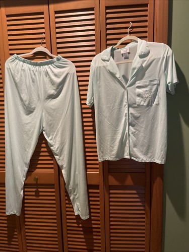 Amanda Stewart Intimates Sears Size Medium - Picture 4 of 9