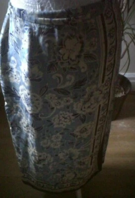Talbot Pure Silk Blue Patterned Wrap Skirt sz12 Classy. - Image 1 of 4