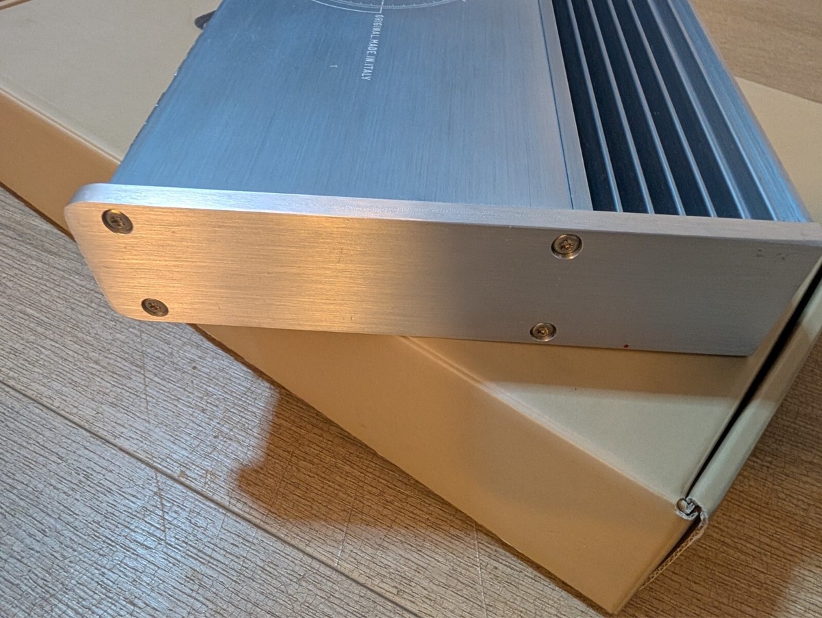 QUARTORIGO PRECISION TWO-CLASS A-2CHANNEL AMPLIFIER-BEST SOUND