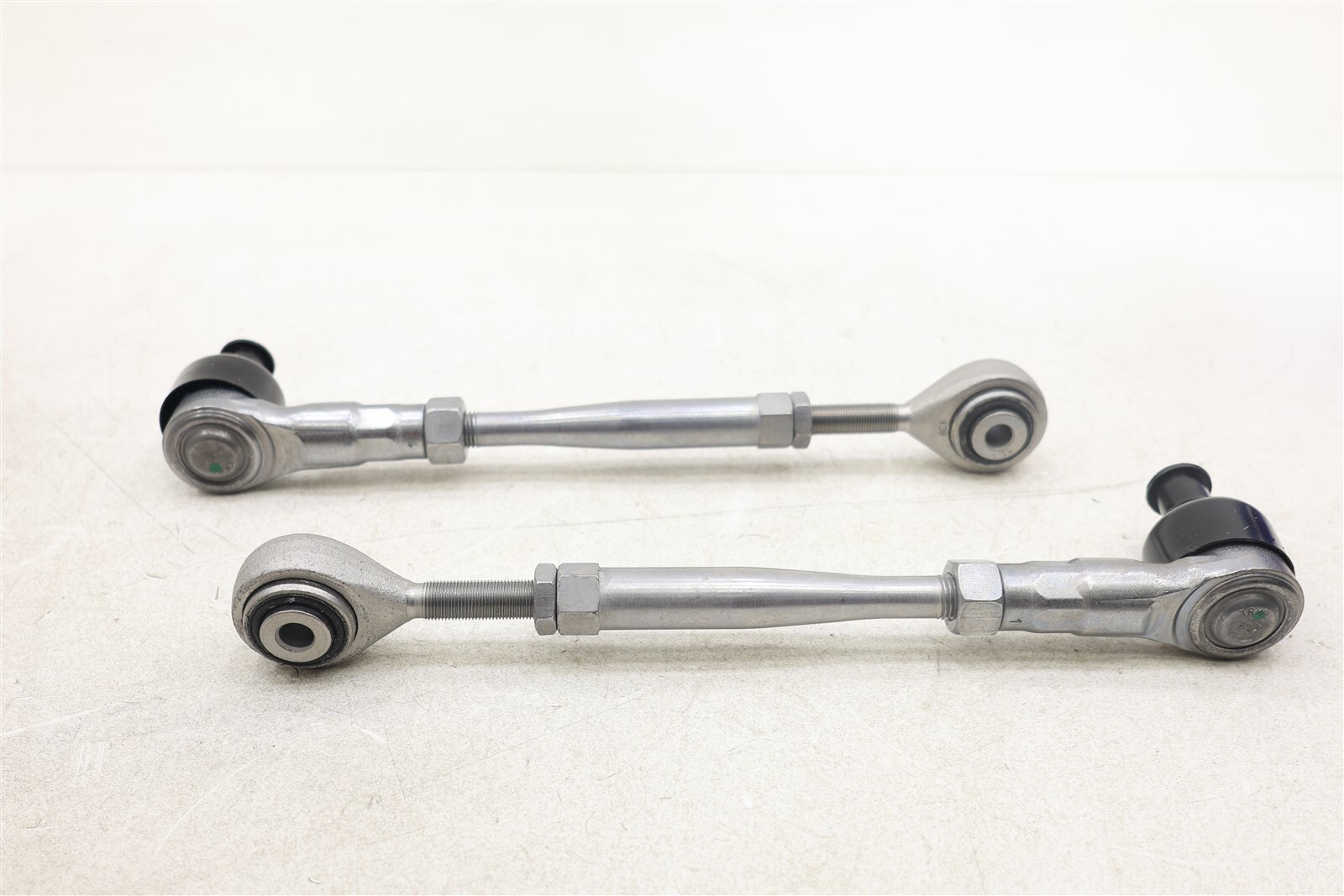 NEW OEM Maserati Convergence Regulation Tie Rod Set 900028140 Quattroporte 05-08