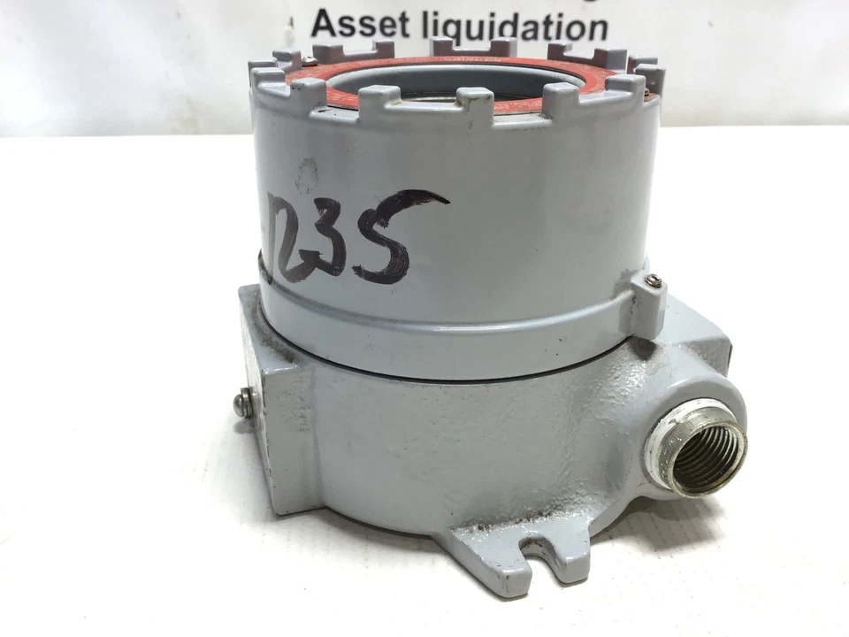 Crouse-Hinds EIH21 2 MF Photoionization Detector Sensor Enclosure Type 4 X - Image 3 of 4