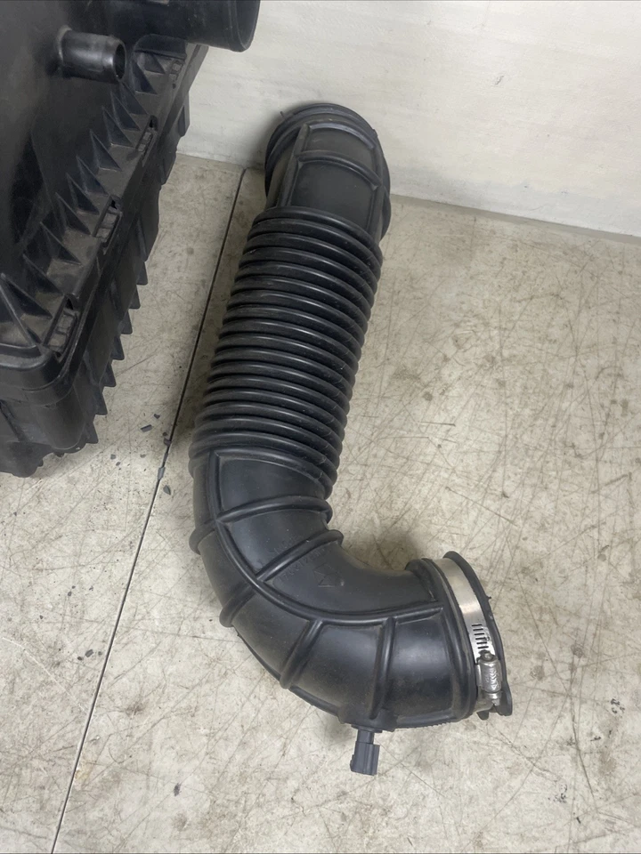 OEM 2009-2017 Dodge Ram 1500 2500 3500 Air Cleaner Filter Box 5.7L HEMI V8 GAS - Image 3 of 4