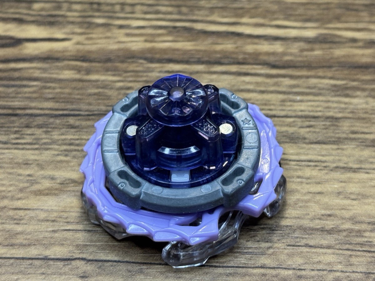 【中古】 Beast　heaven Takara Tomy Beyblade Burst B-63 Beast Behemoth / Betromoth Heavy